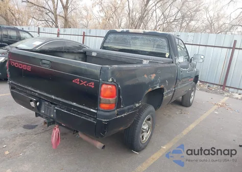 1995 Dodge Ram 1500 z USA, uszkodzony, nr VIN 1B7HF16Y8SS336572